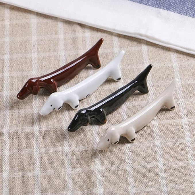 Ceramic Sausage Dog Chopsticks Rest 4Pcs, Cute Chopsticks Holder Dinner Spoon Holder Knife and Fork Holder, Dachshund Dog Home Decoration Decoration (Four-color)